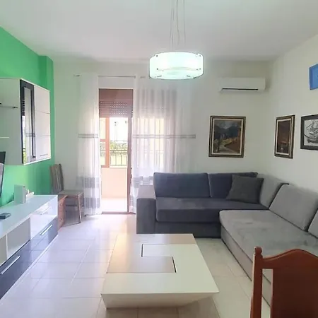 Apartment 40 Meters From Sea
